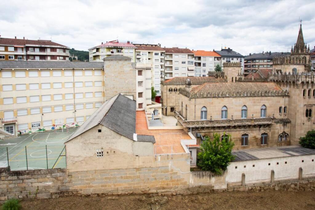 Piso Luminoso Y Tranquilo En Ourense Apartman Kültér fotó